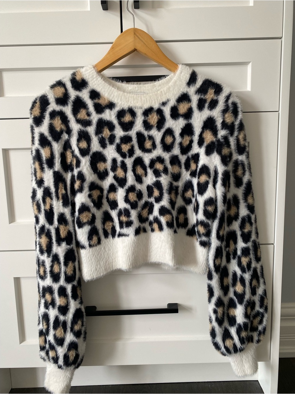Sunday Best Leopard Print Fuzzy Crewneck Sweater - White/Tan/Black